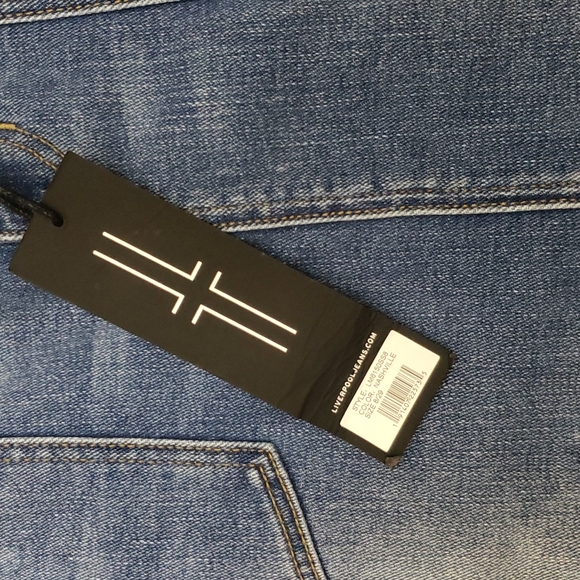 NWT Liverpool Blue Distressed Denim Skirt Size 8 - Picture 7 of 9